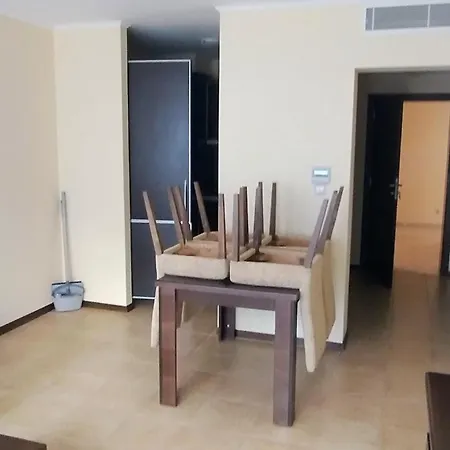 Apartman Specious Near Beautiful